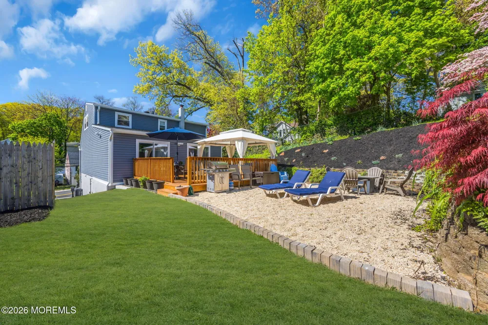 212 Linden Avenue Highlands, NJ 07732