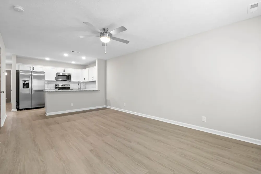 313 Longshadow Trl #E Clarksville, TN 37043