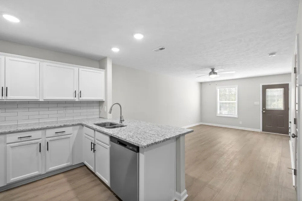 313 Longshadow Trl #E Clarksville, TN 37043