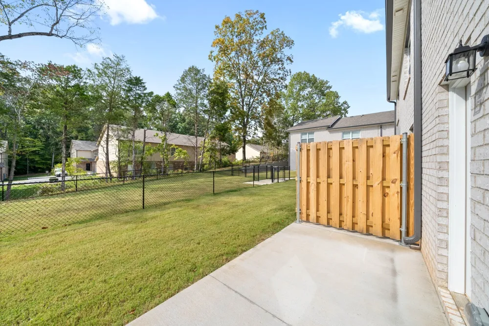 313 Longshadow Trl #E Clarksville, TN 37043