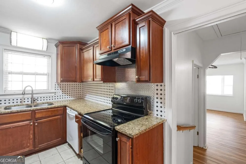 2749 Preston DR Decatur, GA 30034