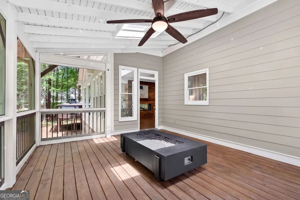 2090 Double Creek LN Alpharetta, GA 30004