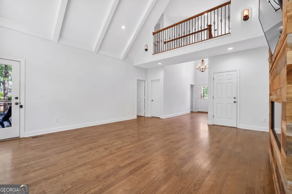 2090 Double Creek LN Alpharetta, GA 30004