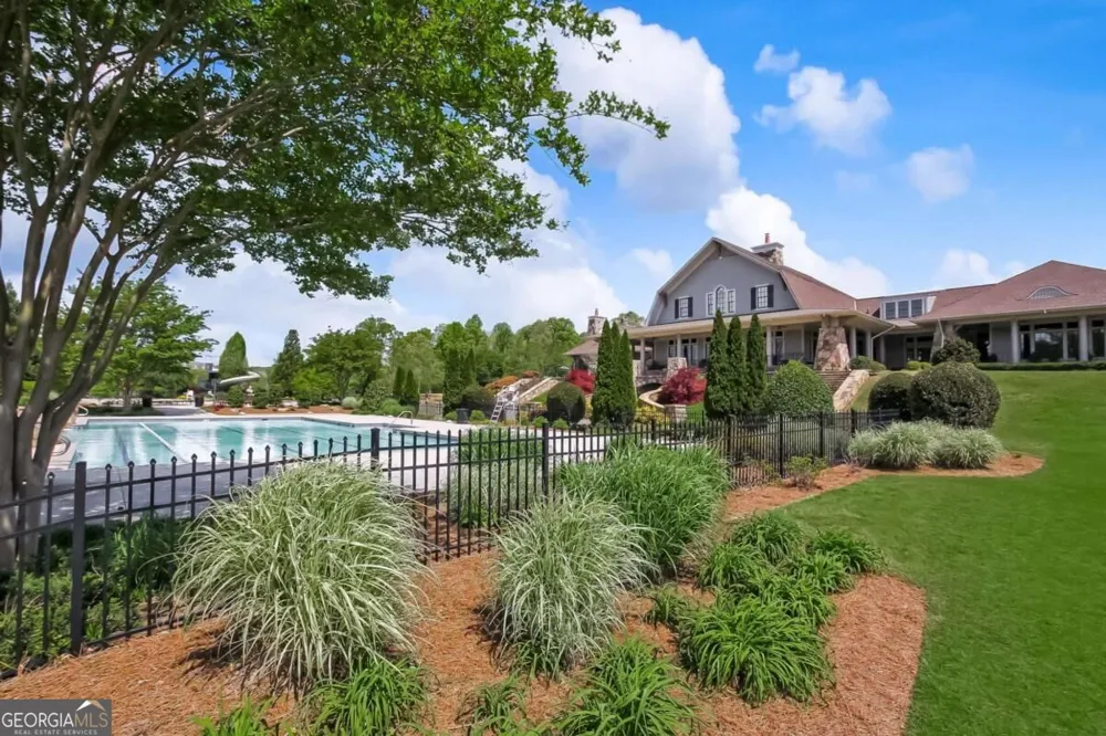 6872 Outrigger CT Flowery Branch, GA 30542