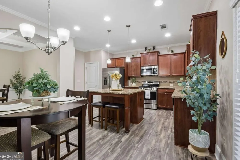 6872 Outrigger CT Flowery Branch, GA 30542
