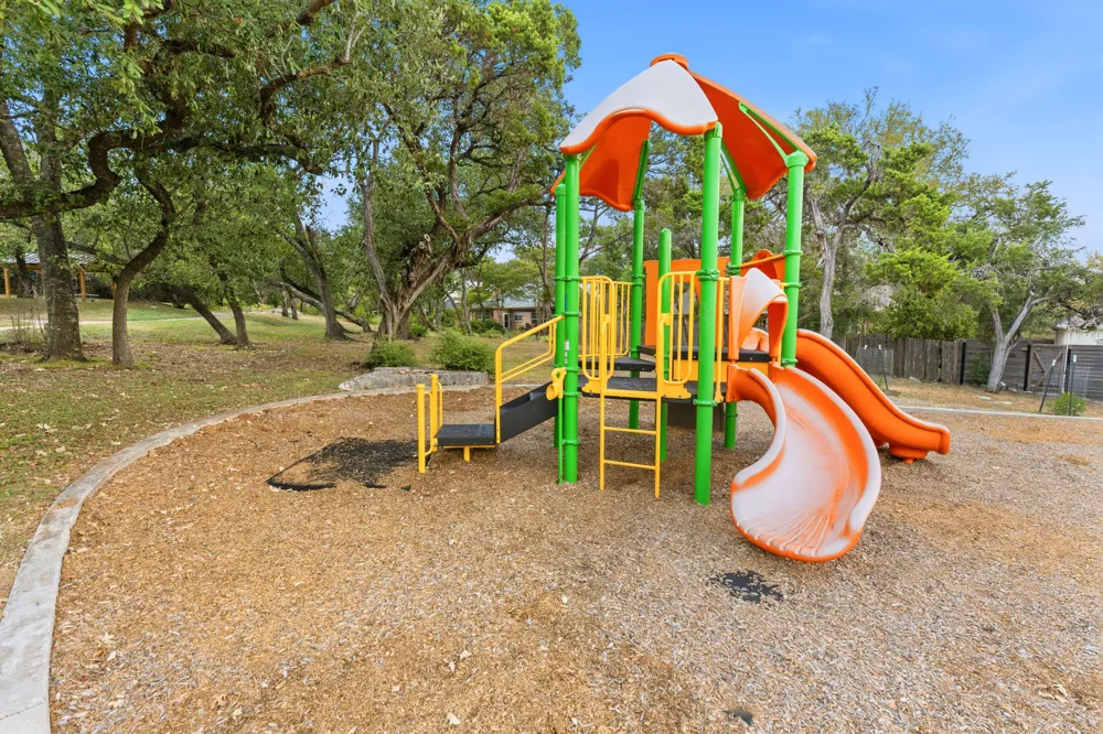 10505 Grand Oak Circle Austin, TX 78750