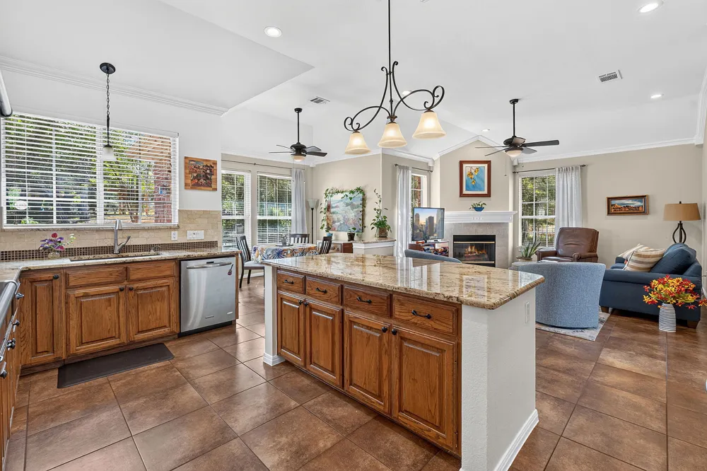 10505 Grand Oak Circle Austin, TX 78750