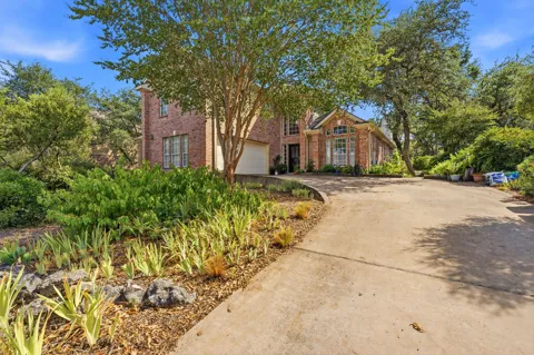 10505 Grand Oak Circle