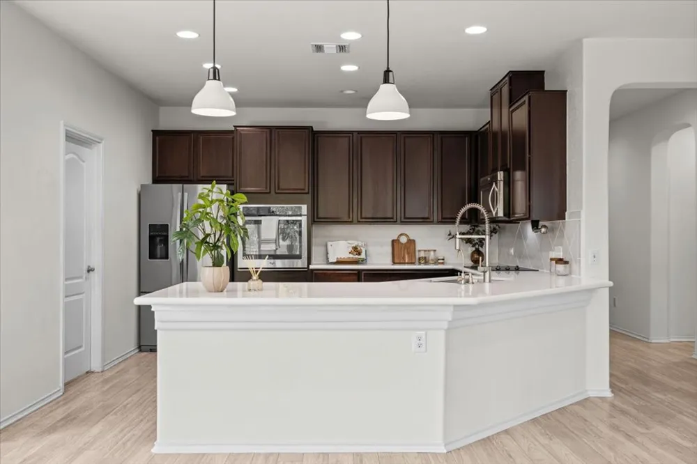 1113 Calla Lily Boulevard Leander, TX 78641