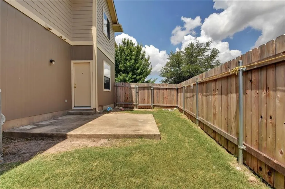 908 Sebastian Bend #A Pflugerville, TX 78660