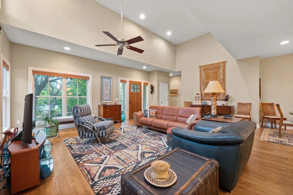 3822 Ridgelea Drive #A Austin, TX 78731