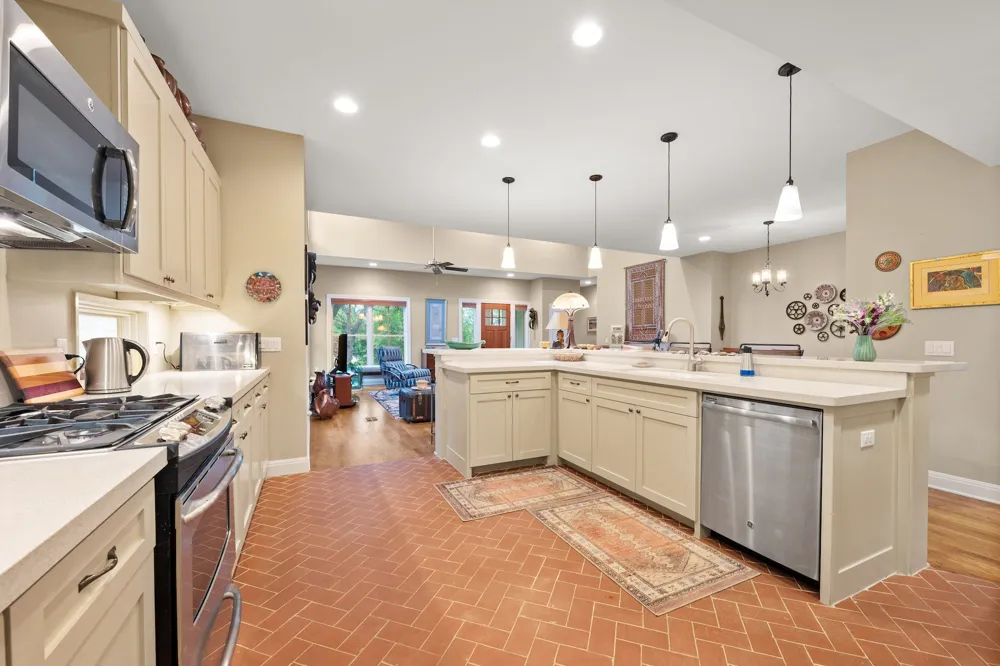 3822 Ridgelea Drive #A Austin, TX 78731