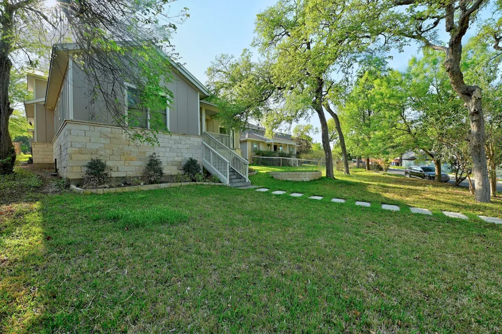 3822 Ridgelea Drive #A Austin, TX 78731