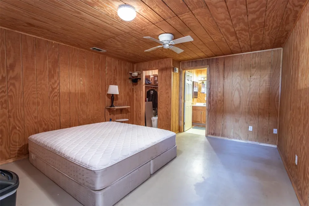 1078 R&R Lane Muenster, TX 76252