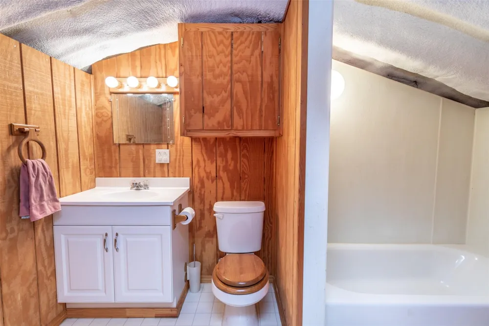 1078 R&R Lane Muenster, TX 76252