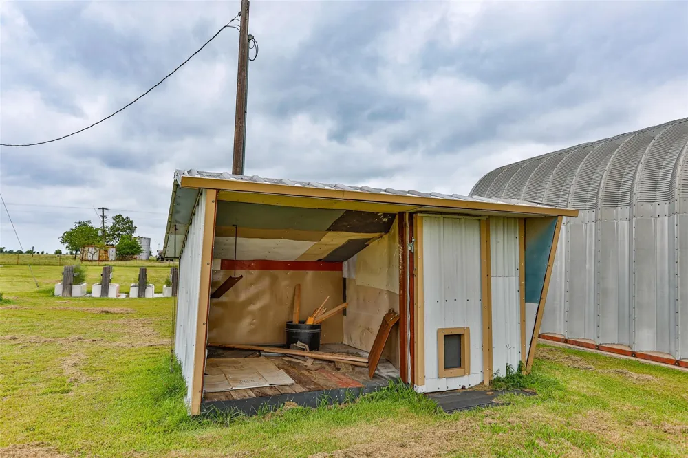 1078 R&R Lane Muenster, TX 76252