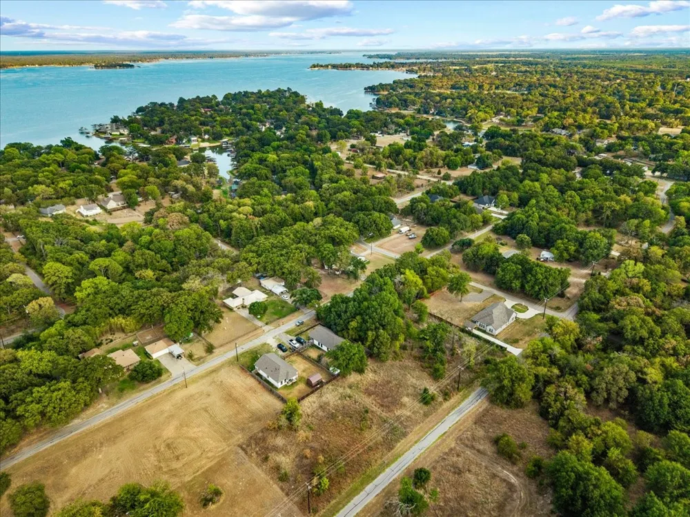 1045 Midway Road Tool, TX 75143