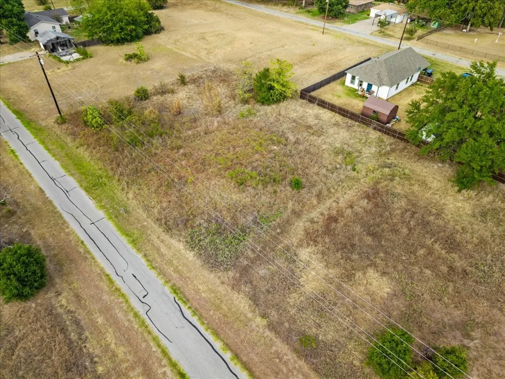 1045 Midway Road Tool, TX 75143