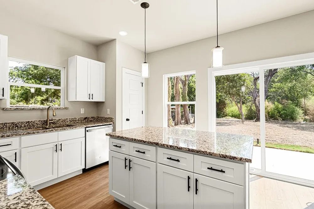 620 Alameda Road Azle, TX 76020