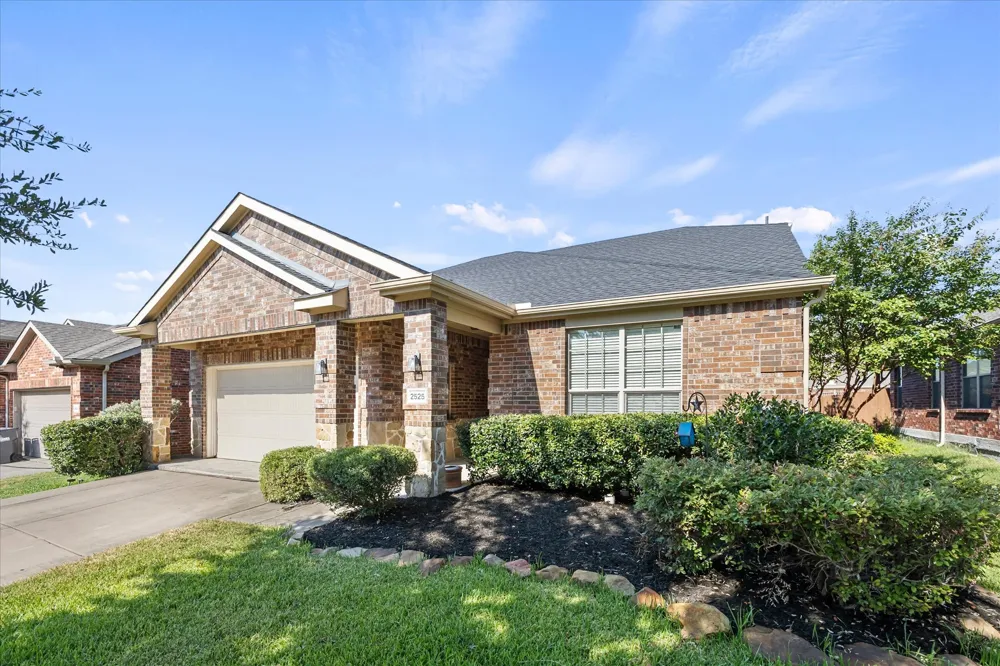 2525 Gold Rush Drive McKinney, TX 75071