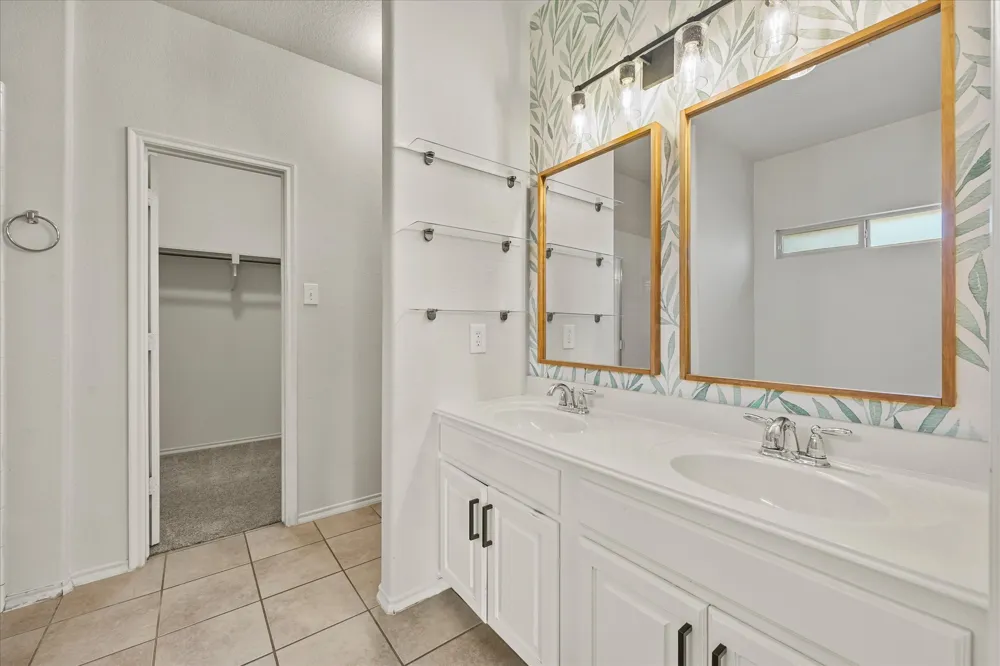 2525 Gold Rush Drive McKinney, TX 75071