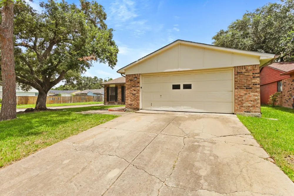 6827 Gettysburg Drive Richmond, TX 77469