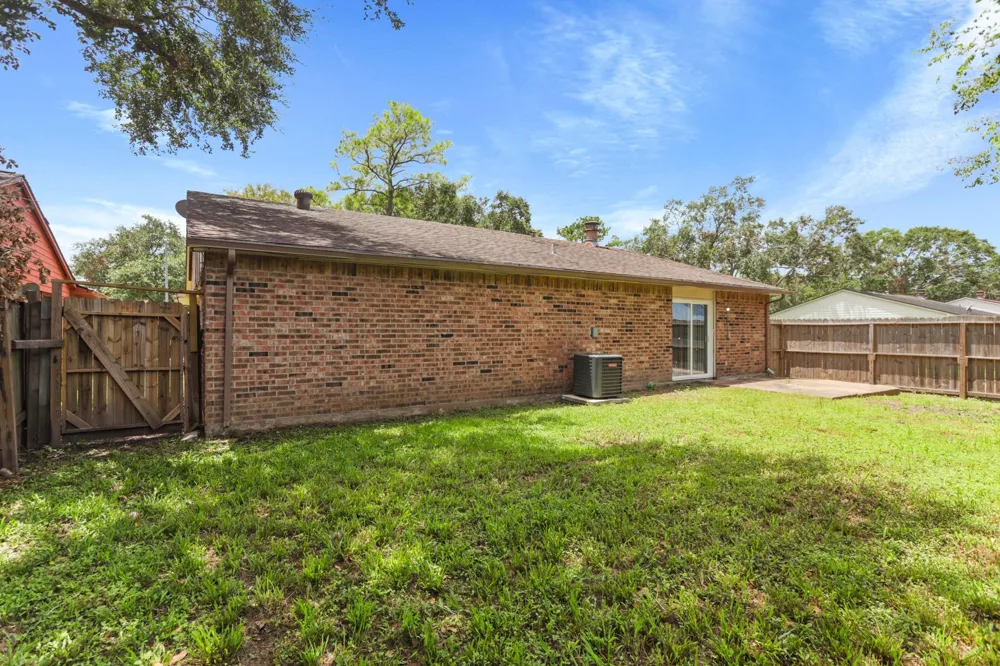 6827 Gettysburg Drive Richmond, TX 77469