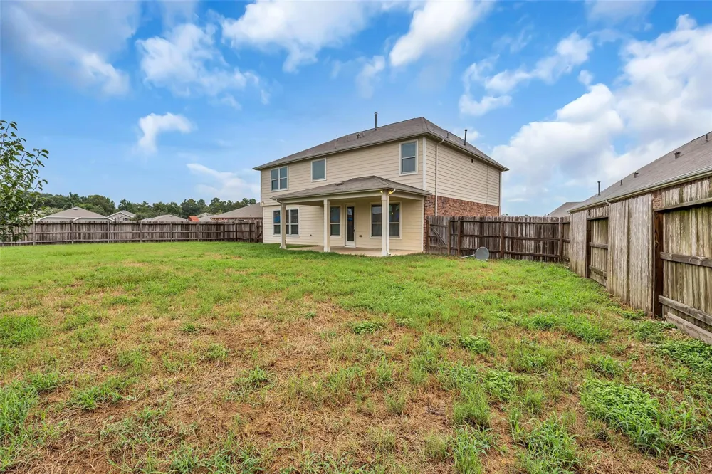 20519 Pembridge Green Drive Porter, TX 77365