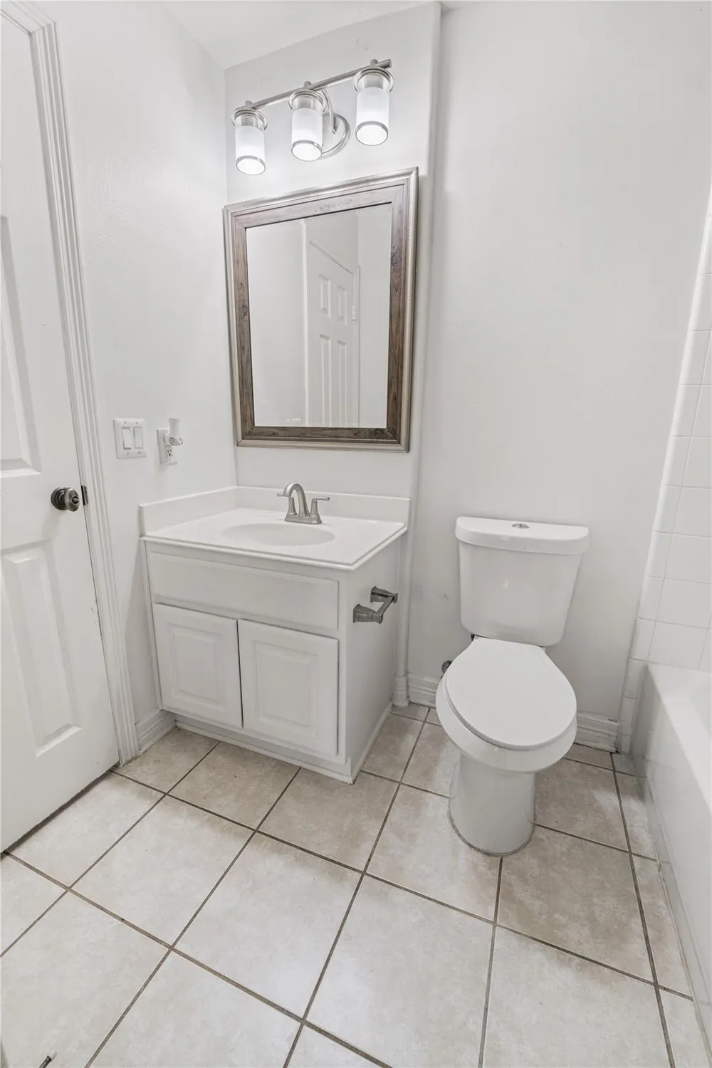 1739 French Village Drive Houston, TX 77055