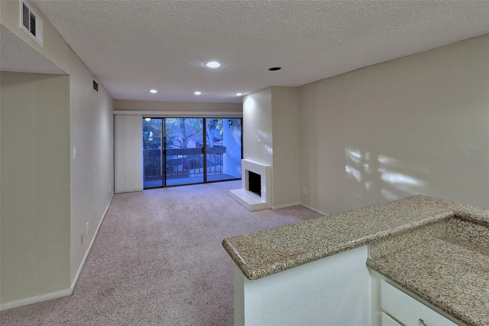 12100 Melville #104 Montgomery, TX 77356