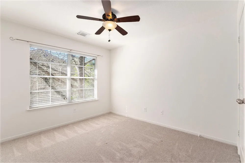 15 Larks Aire Place The Woodlands, TX 77381