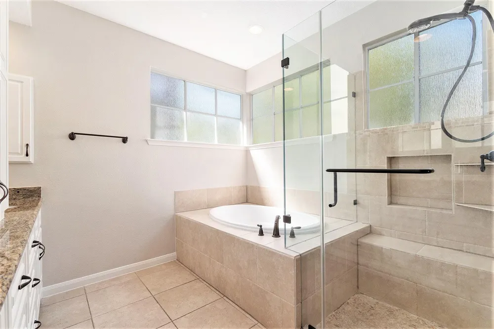 15 Larks Aire Place The Woodlands, TX 77381
