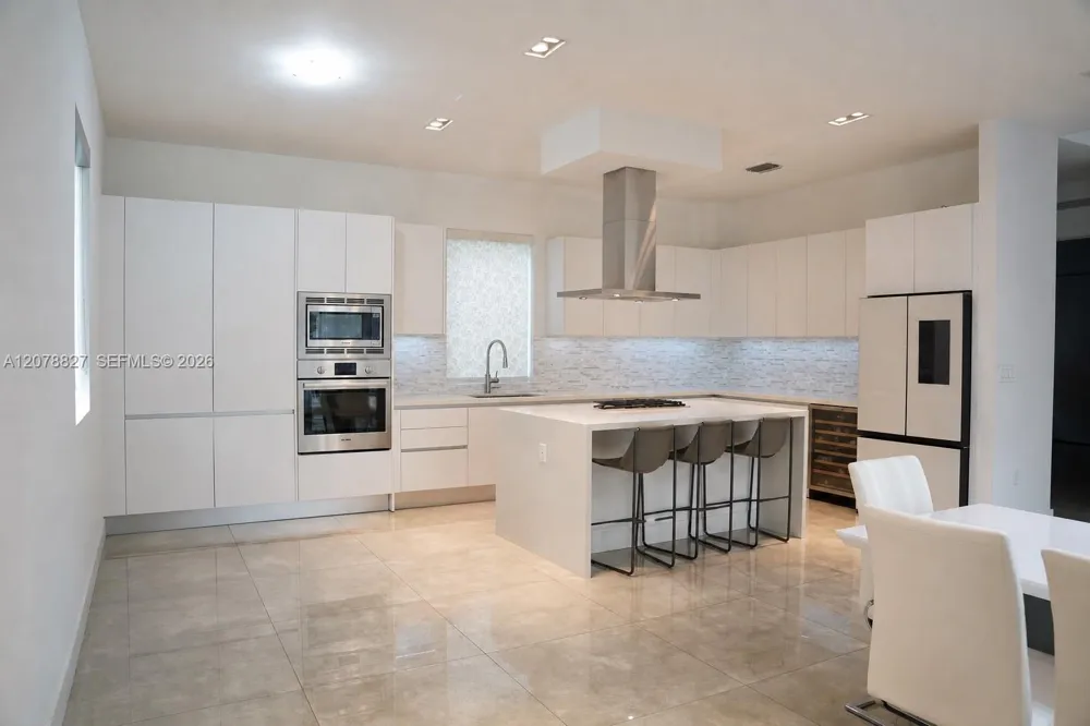 7560 NW 101st Ct #7560 Doral, FL 33178