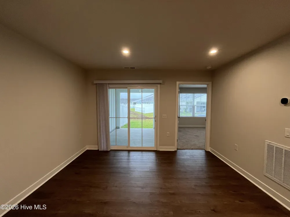 4184 Farmfield Drive Navassa, NC 28451