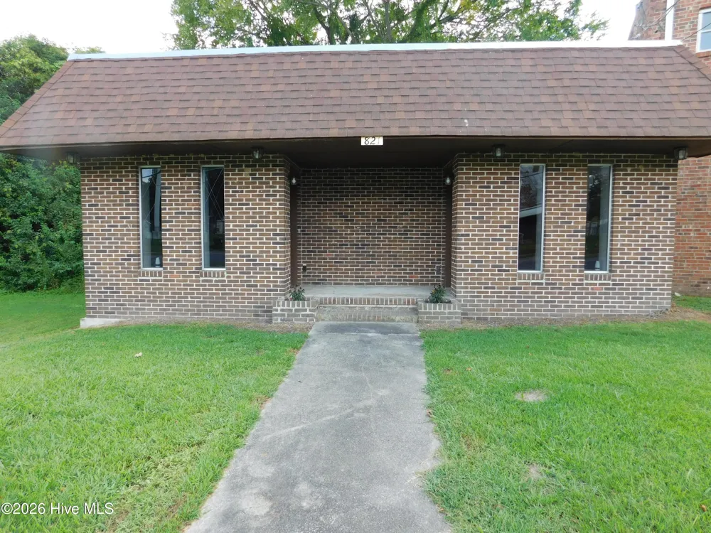 823 Queen Street #B New Bern, NC 28560