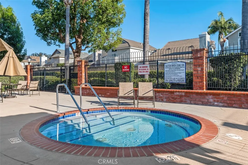 21121 Calle De Paseo Lake Forest, CA 92630