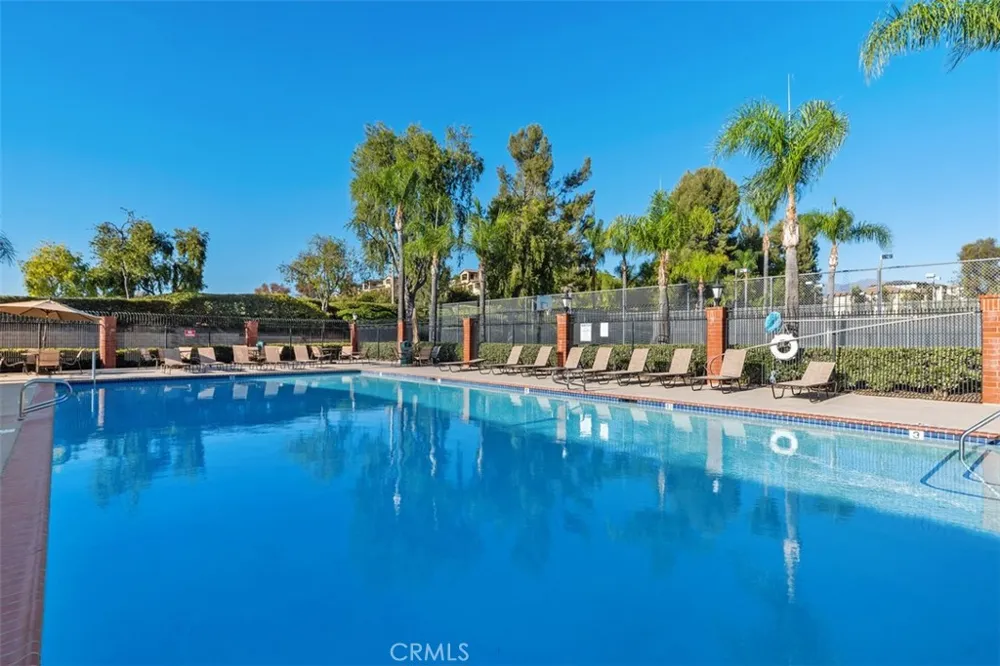 21121 Calle De Paseo Lake Forest, CA 92630