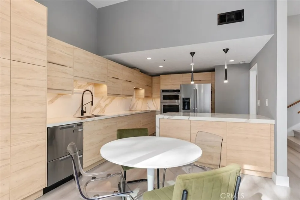 21121 Calle De Paseo Lake Forest, CA 92630