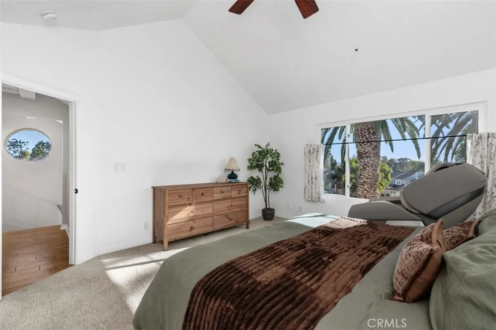 21121 Calle De Paseo Lake Forest, CA 92630
