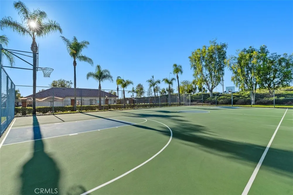 21121 Calle De Paseo Lake Forest, CA 92630