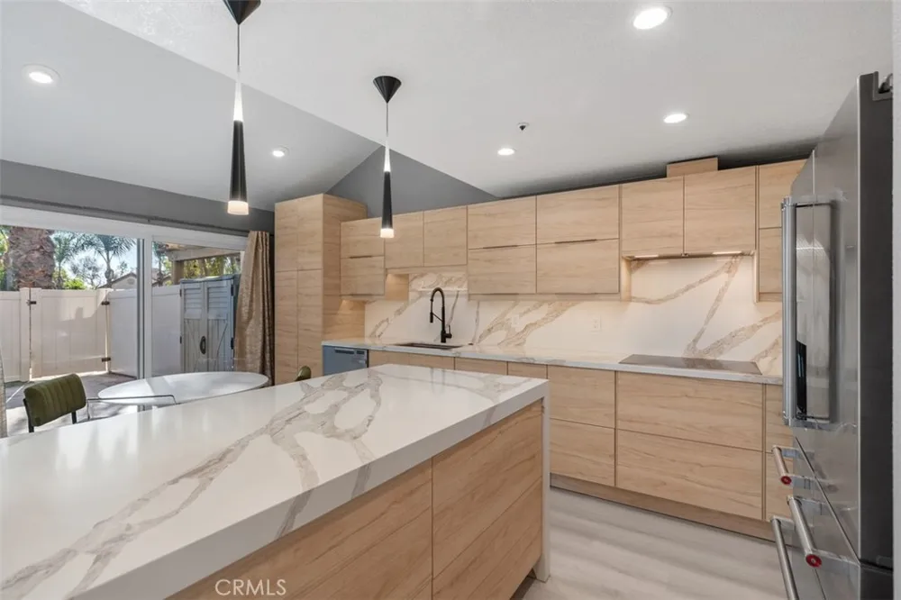 21121 Calle De Paseo Lake Forest, CA 92630