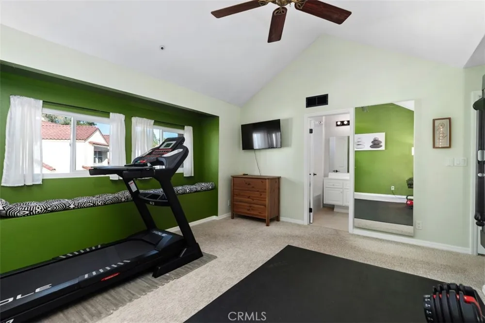 21121 Calle De Paseo Lake Forest, CA 92630