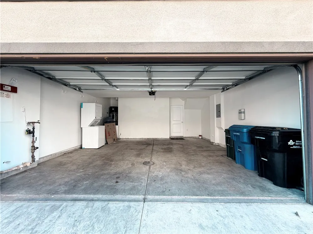 621 W Foothill Glendora, CA 91741