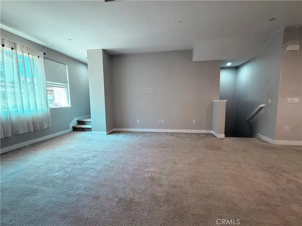621 W Foothill Glendora, CA 91741