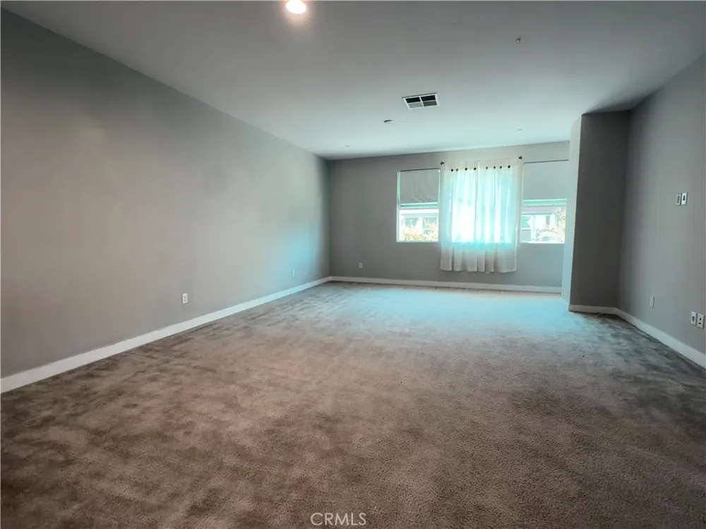 621 W Foothill Glendora, CA 91741