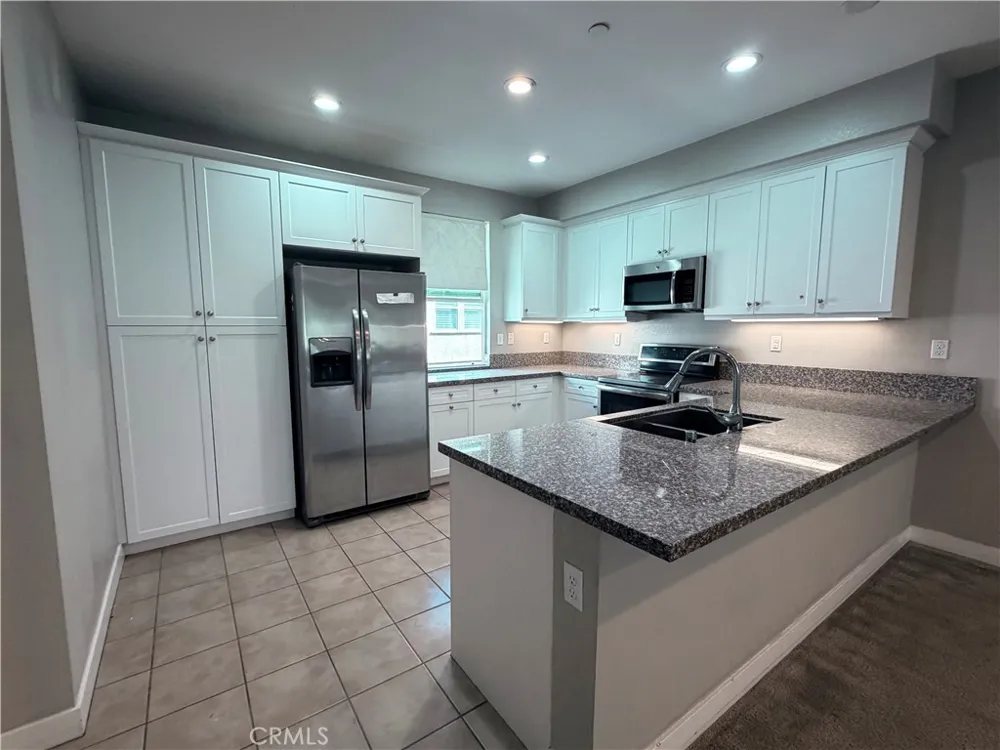 621 W Foothill Glendora, CA 91741