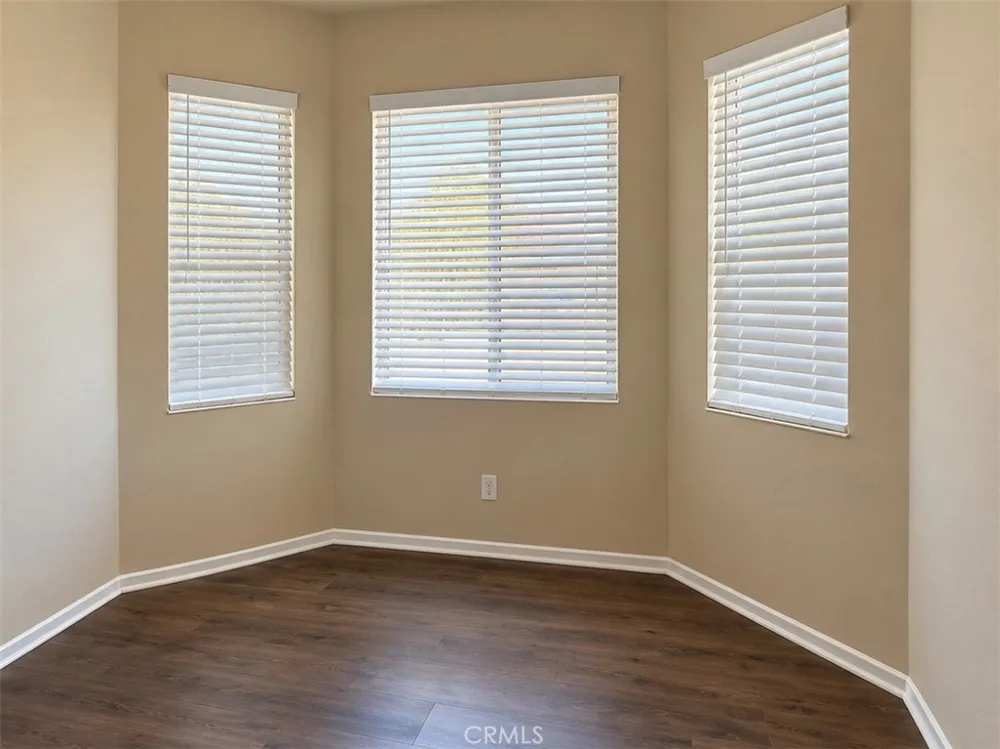 3352 Hammock Perris, CA 92571
