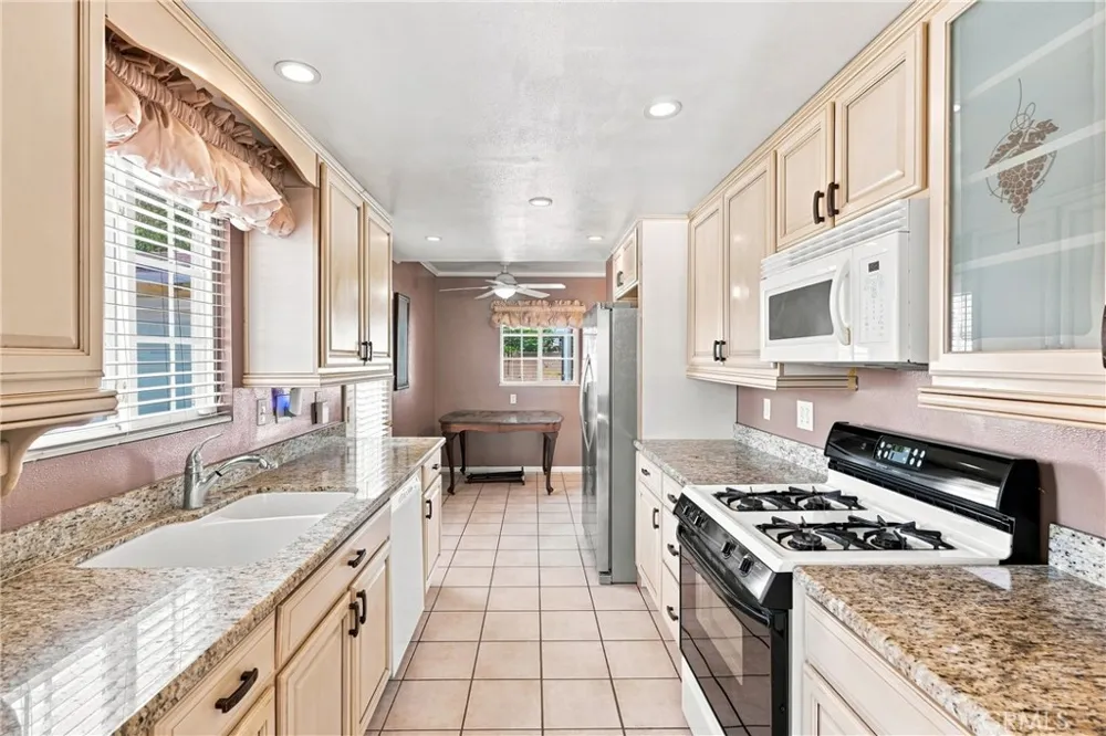 417 S Ranch Street Santa Maria, CA 93454