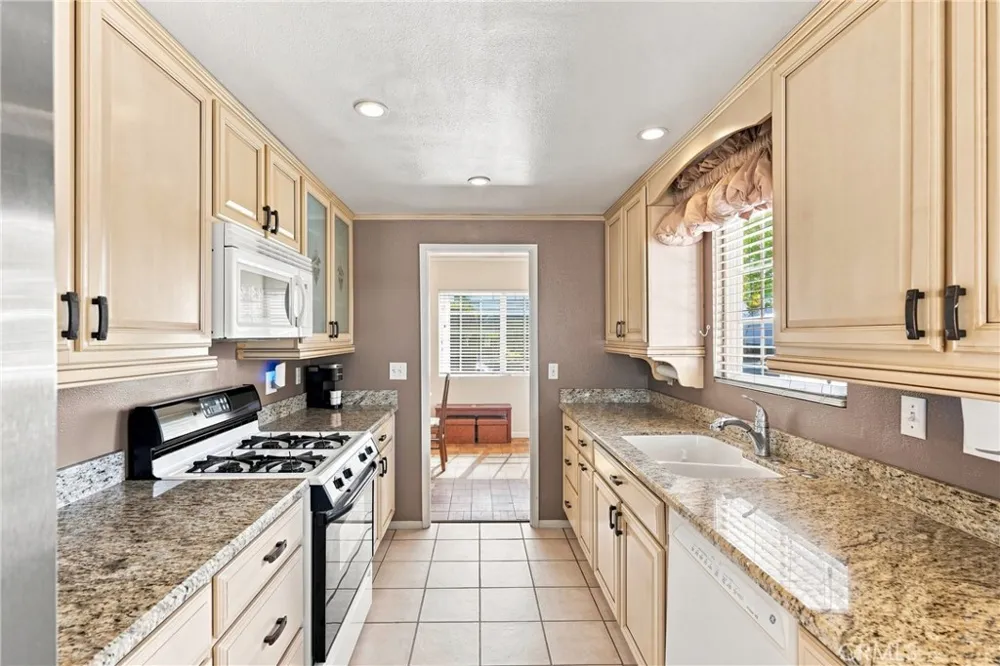 417 S Ranch Street Santa Maria, CA 93454