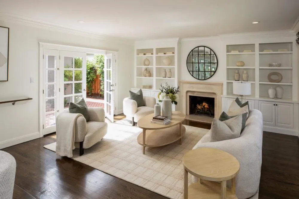 2014 Camino De Los Robles Menlo Park, CA 94025